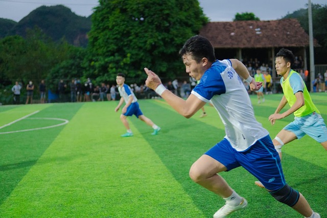 圆满退役！阿尔巴&布斯克茨：实现所有梦想，人生进入新阶段